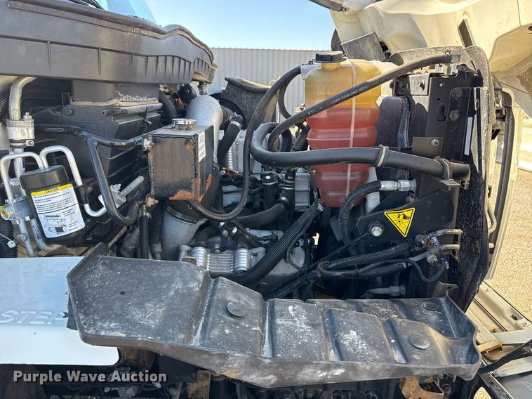 image for item EG2664 2011 International 7600 dump truck