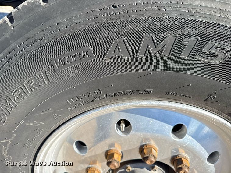 image for item EG2664 2011 International 7600 dump truck