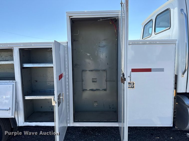 image for item EG5668 2007 Sterling Acterra utility / service truck