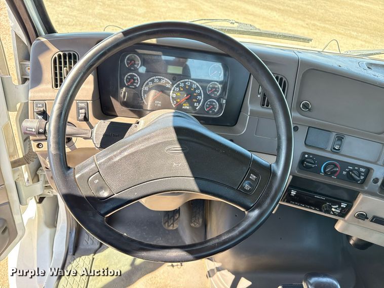 image for item EG5668 2007 Sterling Acterra utility / service truck