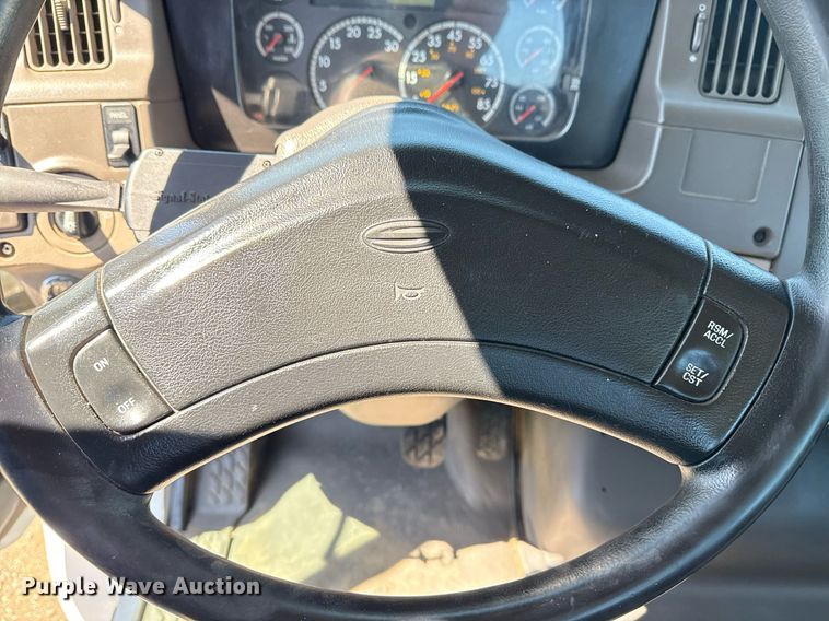 image for item EG5668 2007 Sterling Acterra utility / service truck