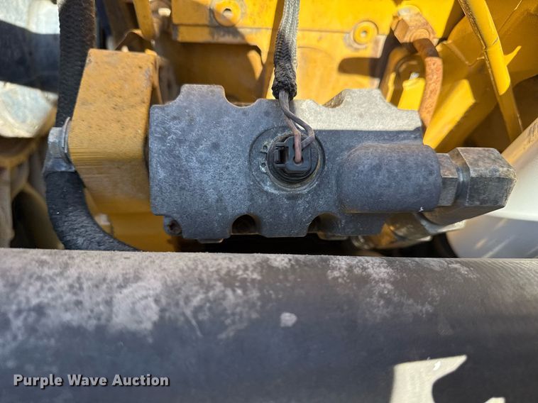 image for item EG5668 2007 Sterling Acterra utility / service truck