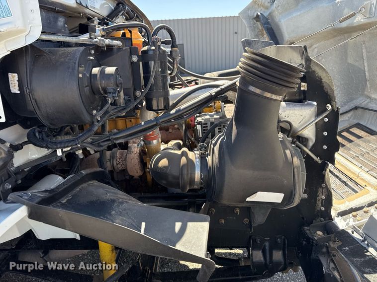 image for item EG5668 2007 Sterling Acterra utility / service truck