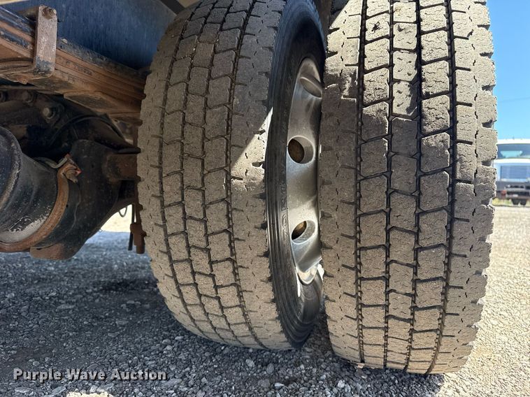 image for item EG5668 2007 Sterling Acterra utility / service truck