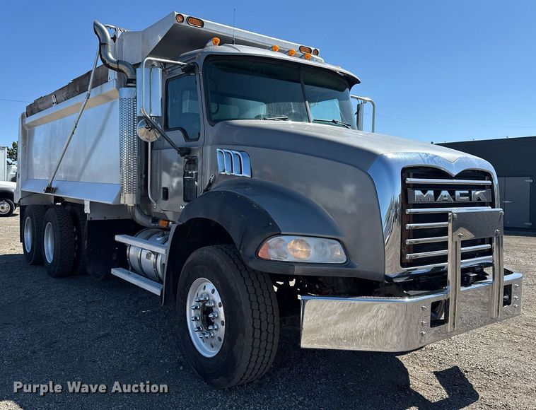 image for item EG5670 2007 Mack CTP dump truck