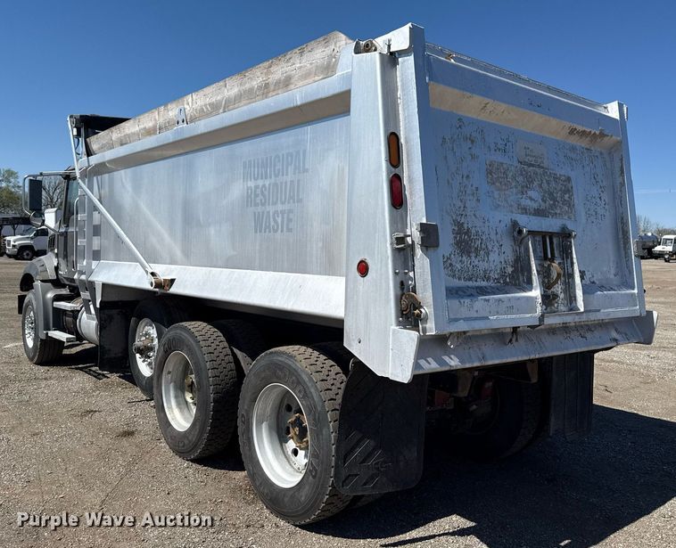 image for item EG5670 2007 Mack CTP dump truck