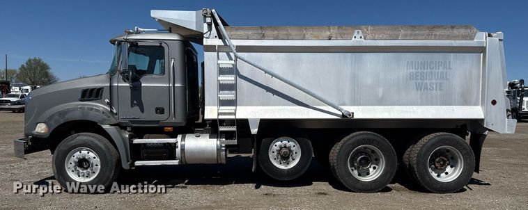 image for item EG5670 2007 Mack CTP dump truck