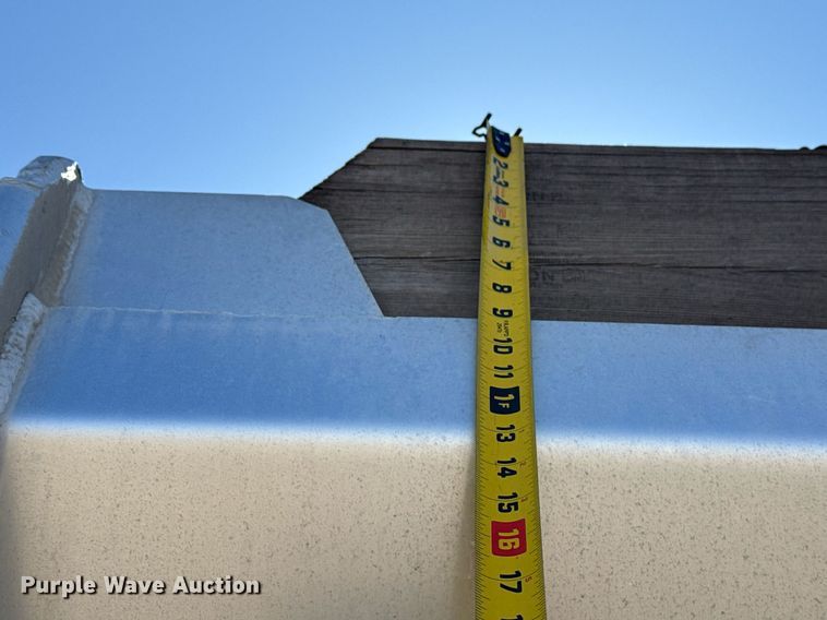 image for item EG5670 2007 Mack CTP dump truck