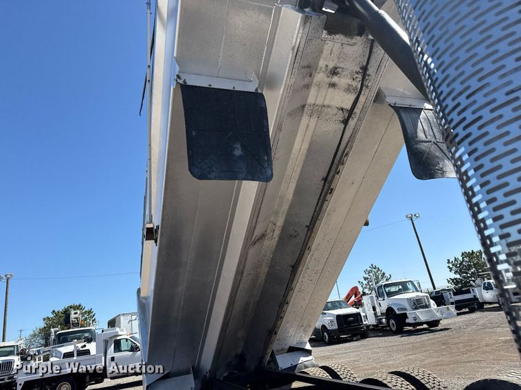 image for item EG5670 2007 Mack CTP dump truck