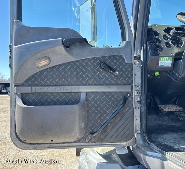 image for item EG5670 2007 Mack CTP dump truck