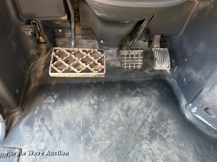 image for item EG5670 2007 Mack CTP dump truck