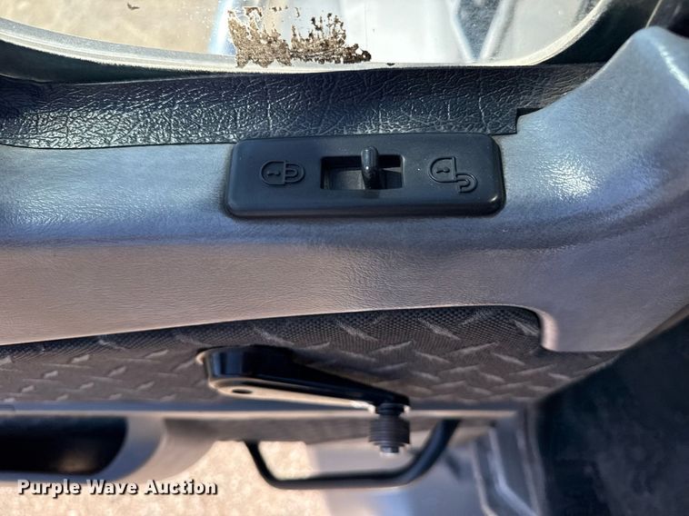 image for item EG5670 2007 Mack CTP dump truck