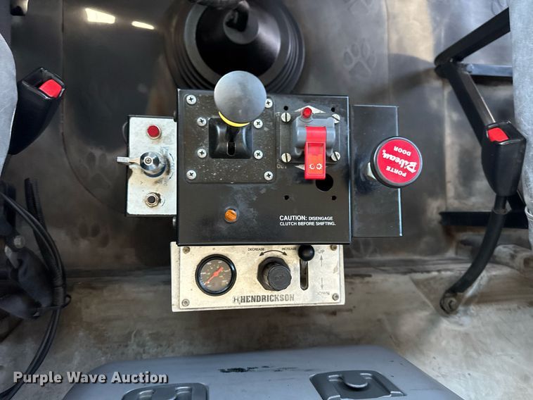 image for item EG5670 2007 Mack CTP dump truck