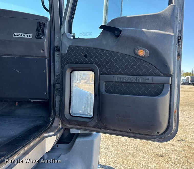 image for item EG5670 2007 Mack CTP dump truck