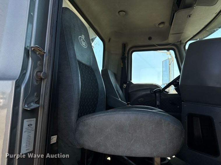 image for item EG5670 2007 Mack CTP dump truck