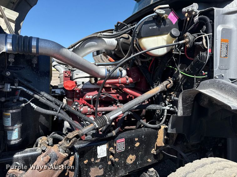 image for item EG5670 2007 Mack CTP dump truck