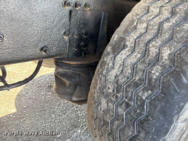 image for item EG5670 2007 Mack CTP dump truck