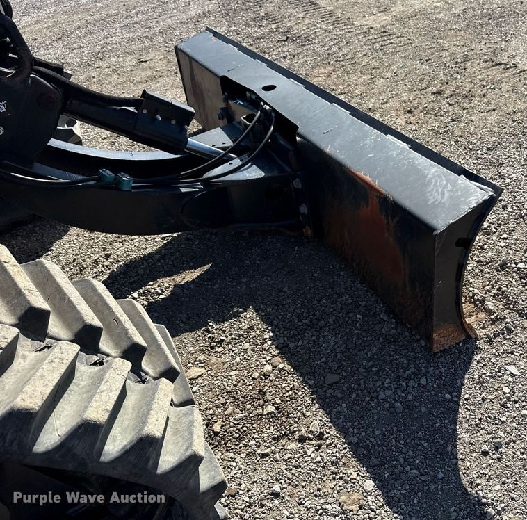 image for item EG5674 2014 Ditch Witch RT120 Quad trencher