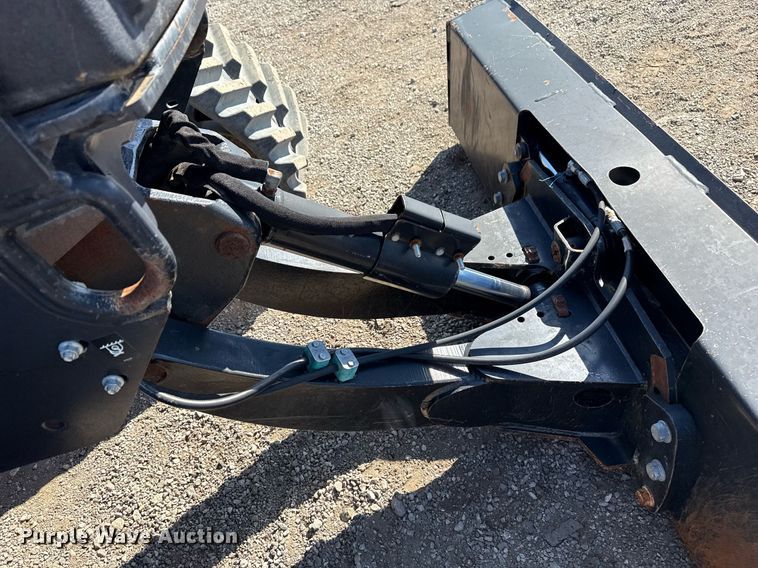 image for item EG5674 2014 Ditch Witch RT120 Quad trencher