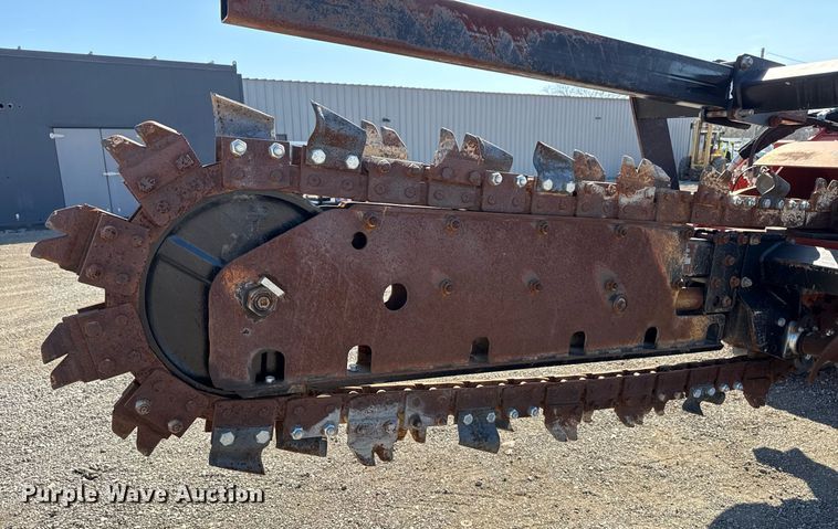 image for item EG5674 2014 Ditch Witch RT120 Quad trencher