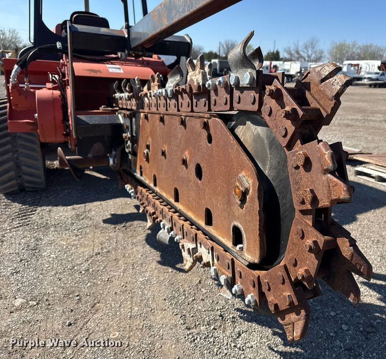 image for item EG5674 2014 Ditch Witch RT120 Quad trencher