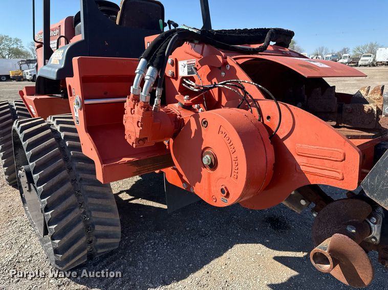image for item EG5674 2014 Ditch Witch RT120 Quad trencher
