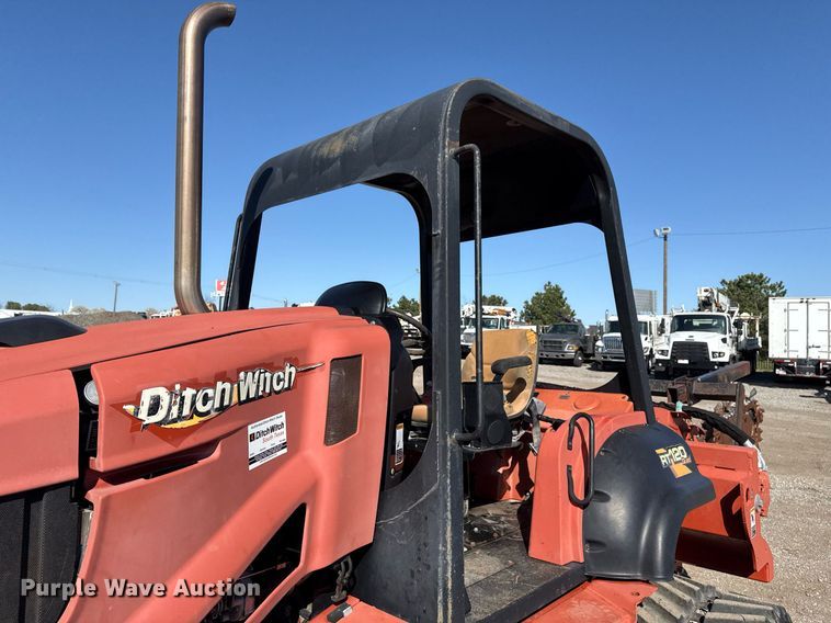 image for item EG5674 2014 Ditch Witch RT120 Quad trencher