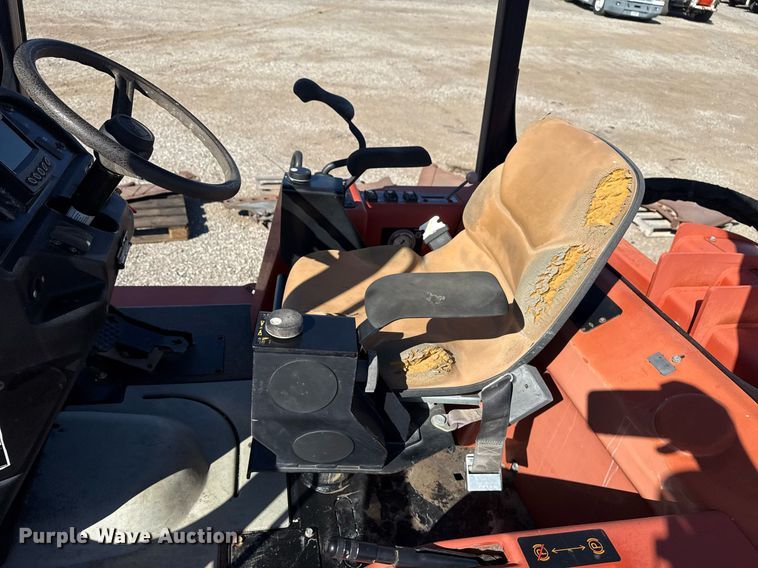 image for item EG5674 2014 Ditch Witch RT120 Quad trencher