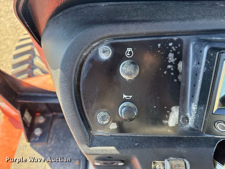 image for item EG5674 2014 Ditch Witch RT120 Quad trencher