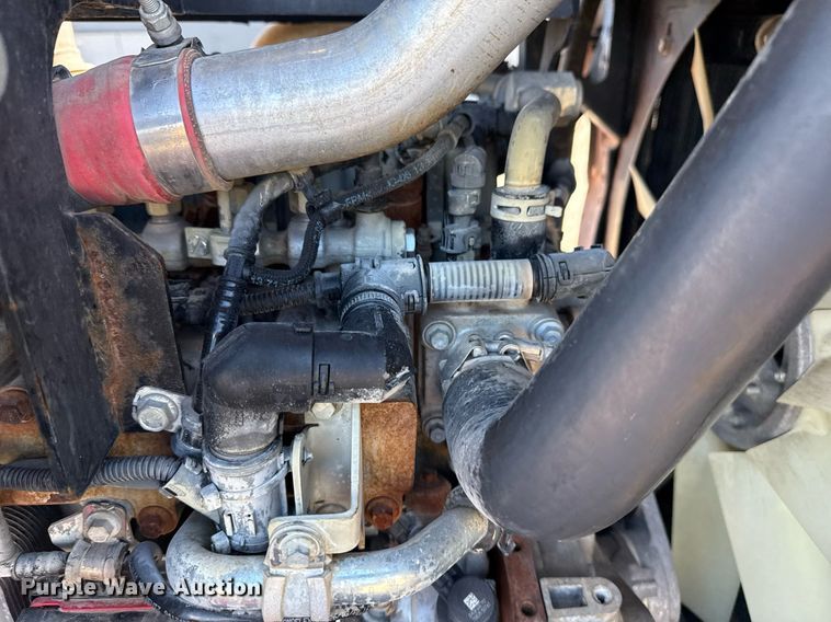 image for item EG5674 2014 Ditch Witch RT120 Quad trencher