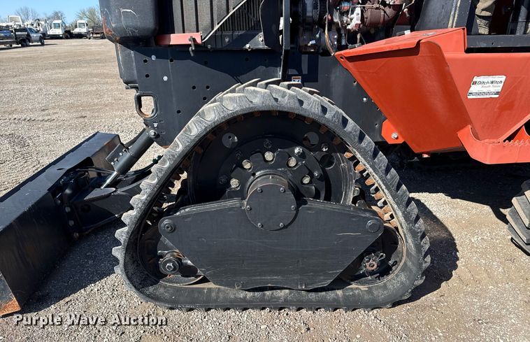 image for item EG5674 2014 Ditch Witch RT120 Quad trencher