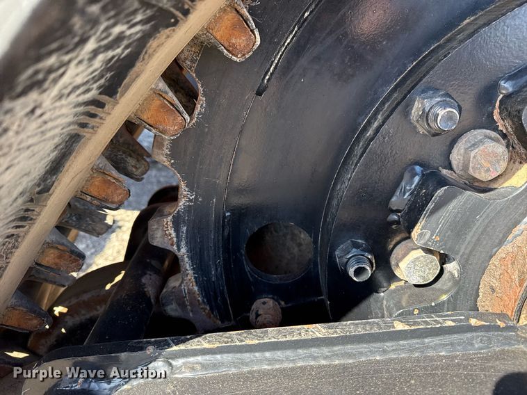 image for item EG5674 2014 Ditch Witch RT120 Quad trencher