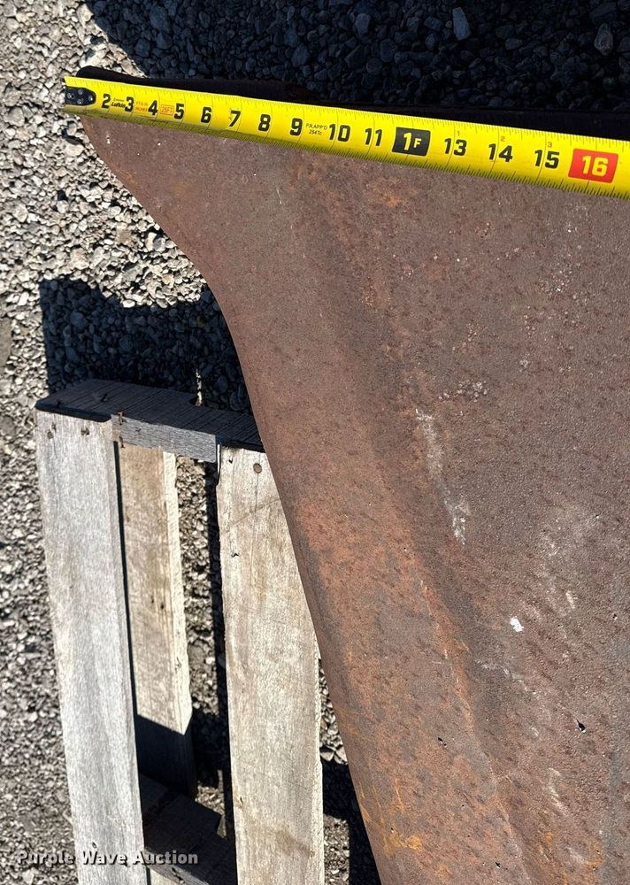 image for item EG5674 2014 Ditch Witch RT120 Quad trencher