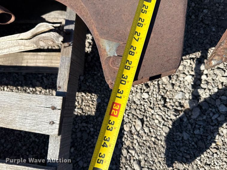 image for item EG5674 2014 Ditch Witch RT120 Quad trencher