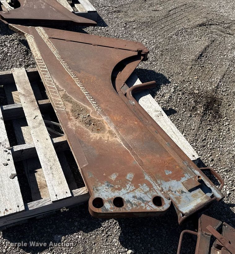 image for item EG5674 2014 Ditch Witch RT120 Quad trencher