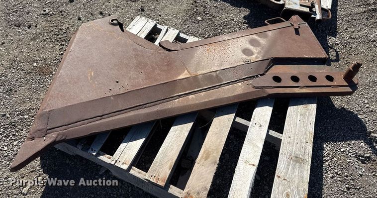 image for item EG5674 2014 Ditch Witch RT120 Quad trencher