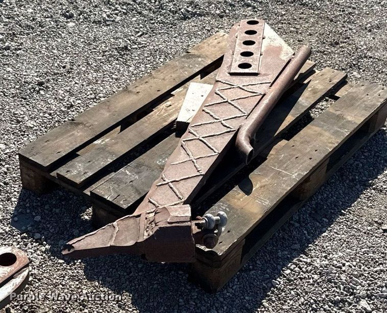 image for item EG5674 2014 Ditch Witch RT120 Quad trencher