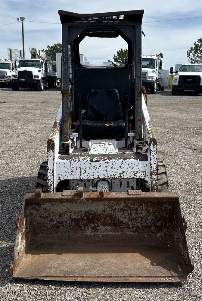 image for item EG5686 1984 Bobcat 443 skid steer loader
