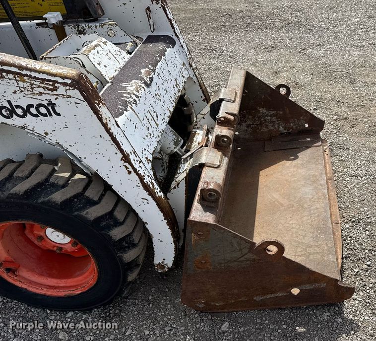 image for item EG5686 1984 Bobcat 443 skid steer loader