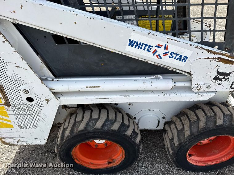 image for item EG5686 1984 Bobcat 443 skid steer loader