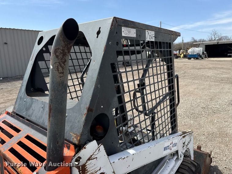 image for item EG5686 1984 Bobcat 443 skid steer loader