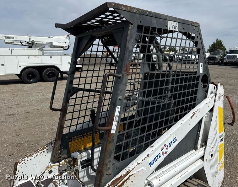 image for item EG5686 1984 Bobcat 443 skid steer loader