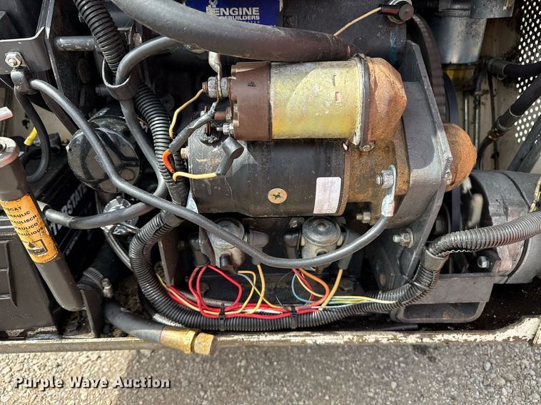 image for item EG5686 1984 Bobcat 443 skid steer loader