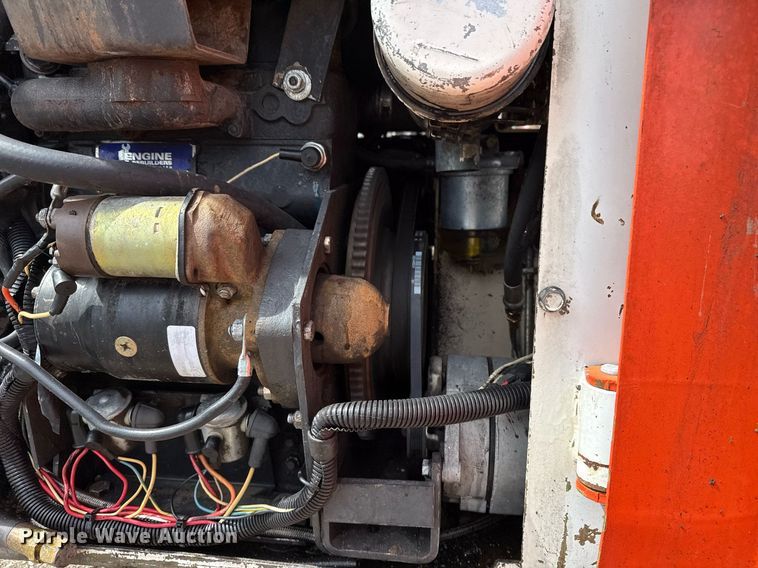 image for item EG5686 1984 Bobcat 443 skid steer loader