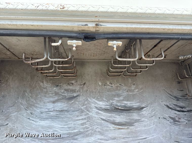 image for item EG5687 2013 Freightliner Business Class M2 bucket truck