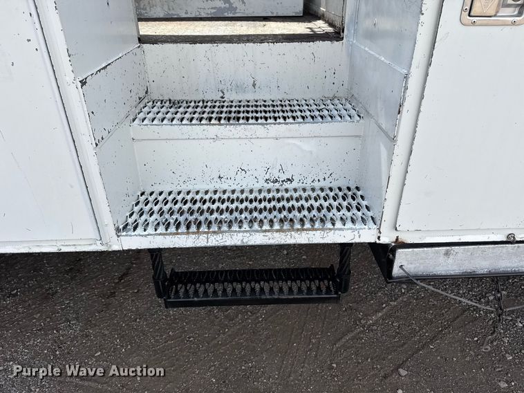 image for item EG5687 2013 Freightliner Business Class M2 bucket truck