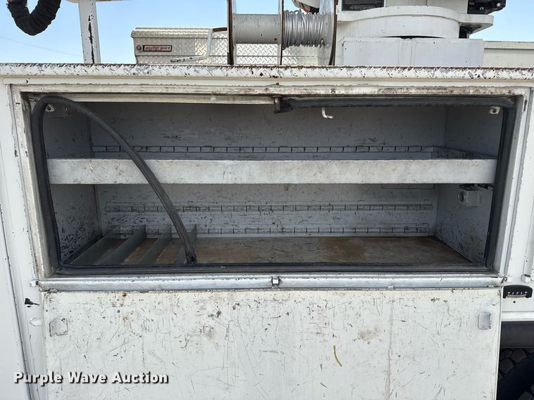 image for item EG5687 2013 Freightliner Business Class M2 bucket truck