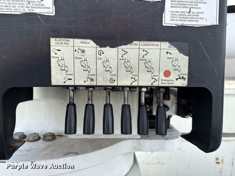 image for item EG5687 2013 Freightliner Business Class M2 bucket truck