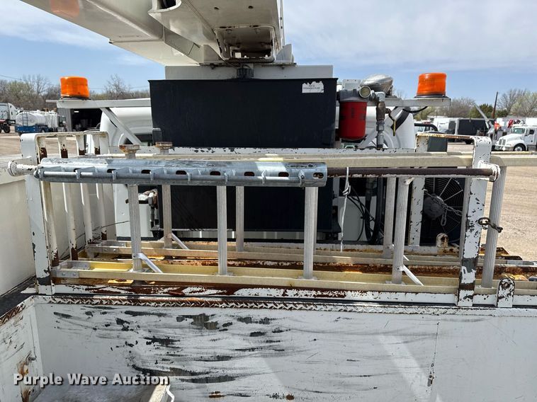 image for item EG5687 2013 Freightliner Business Class M2 bucket truck