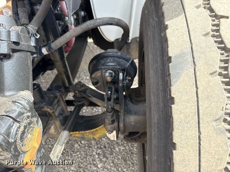 image for item EG5687 2013 Freightliner Business Class M2 bucket truck